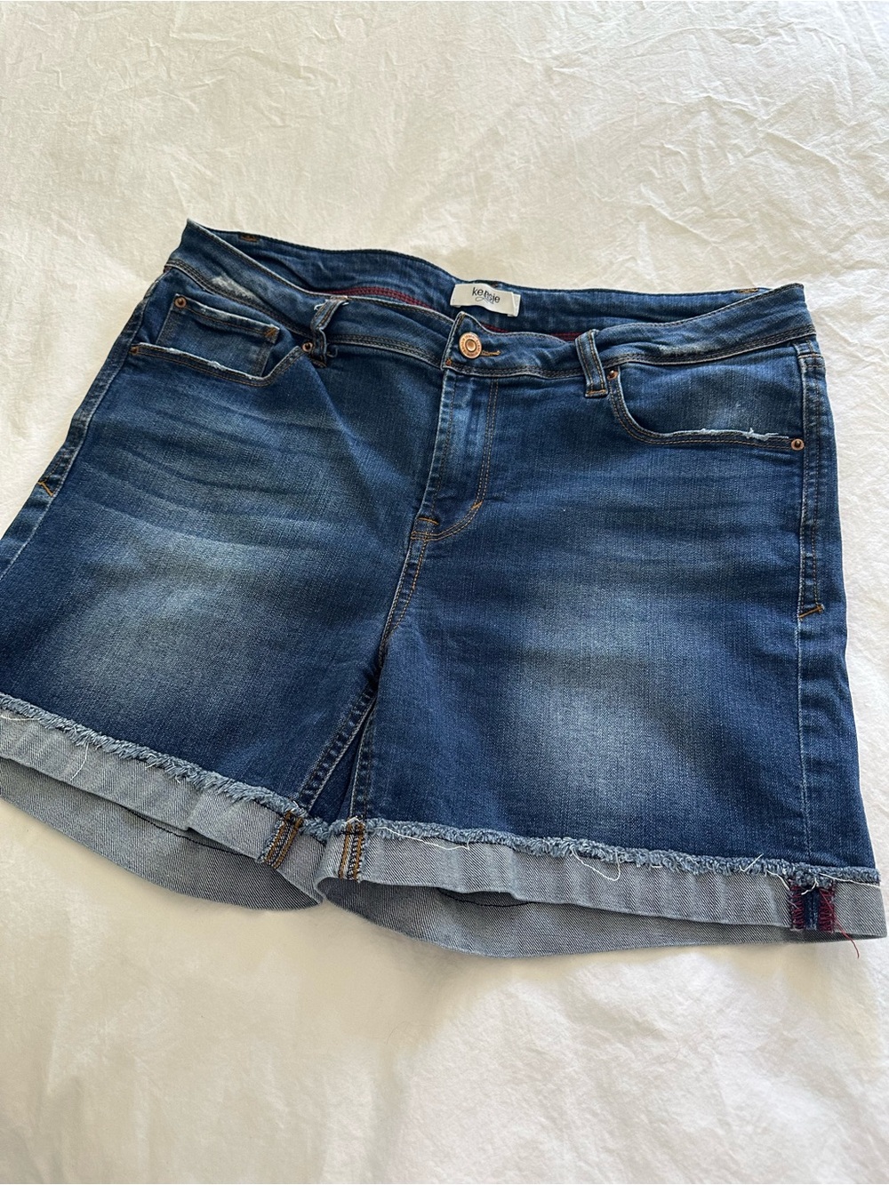 Kensie blue denim roll-cuff shorts, size 10 (30) - Picture 4 of 11